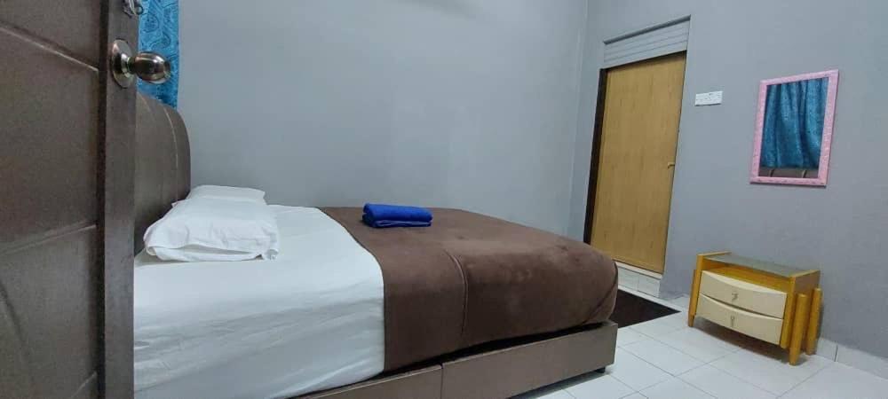 Sobey Laris Roomstay Gua Musang Exterior foto