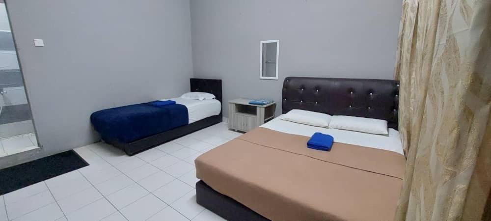 Sobey Laris Roomstay Gua Musang Exterior foto